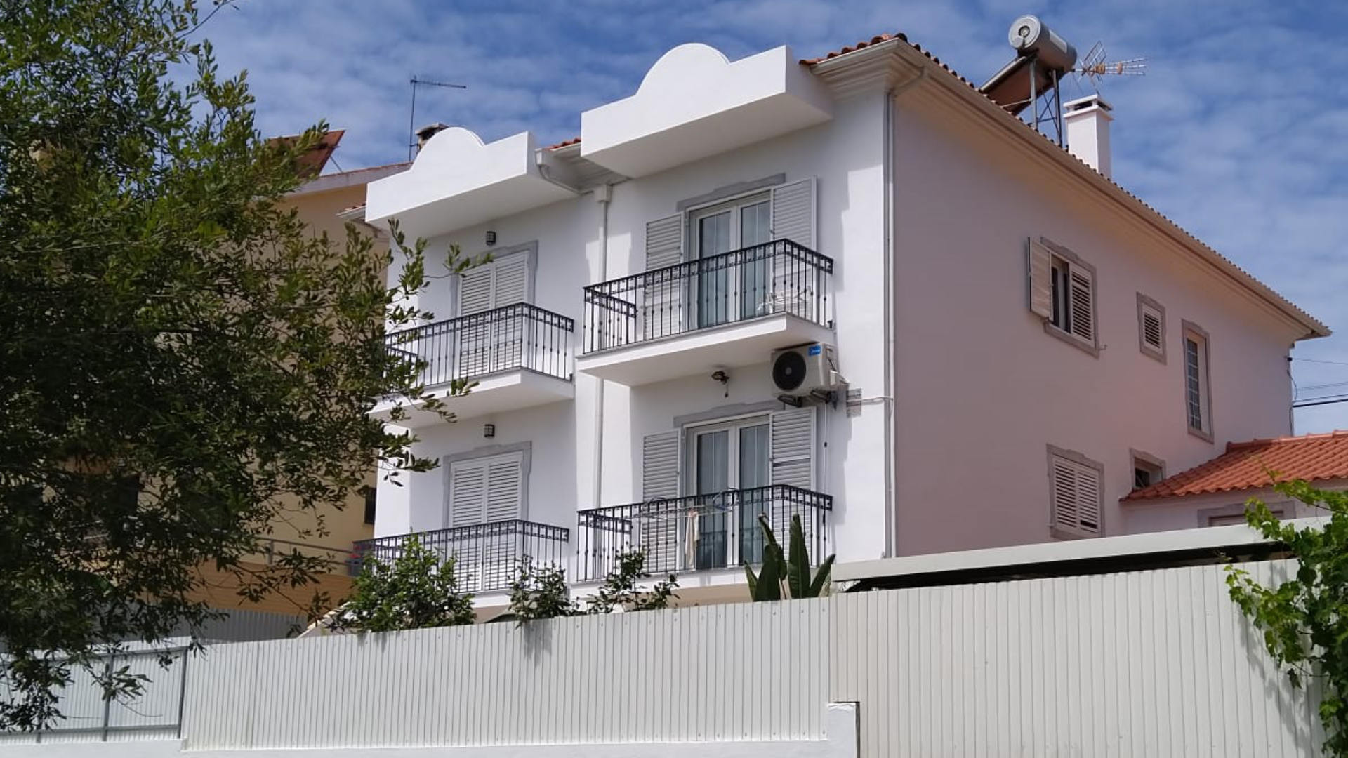 Pinturas em moradias na margem Sul, Seixal, Almada, Corroios, Fernão Ferro, Palmela, Quinta do Conde, Lisboa